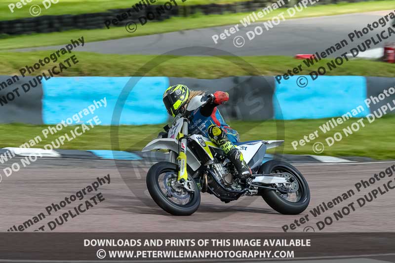 enduro digital images;event digital images;eventdigitalimages;lydden hill;lydden no limits trackday;lydden photographs;lydden trackday photographs;no limits trackdays;peter wileman photography;racing digital images;trackday digital images;trackday photos